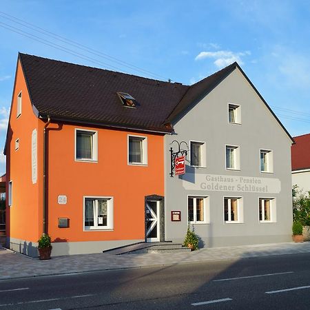 Goldener Schluessel Mit Gaestehaus Sina Нердлінген Екстер'єр фото